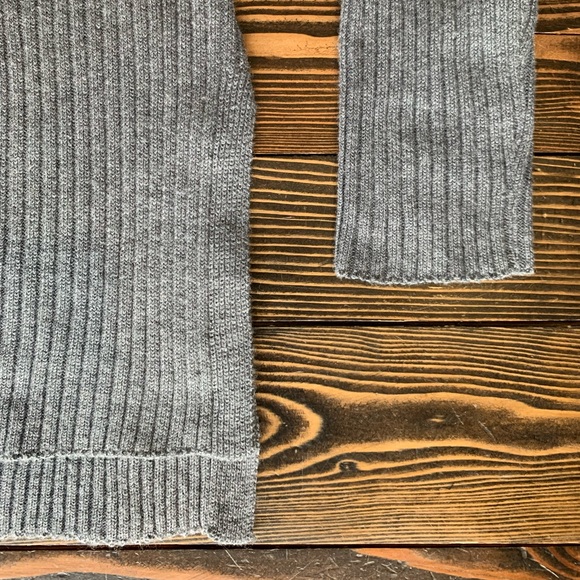 ELIE TAHARI • ribbed sweater top cashmere blend modern chic quiet luxury muted - Picture 8 of 16